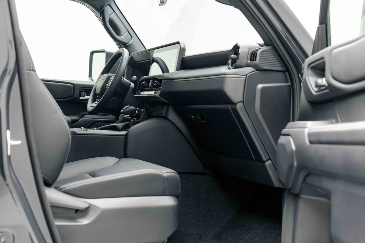 2026 Toyota PRADO Adventure
