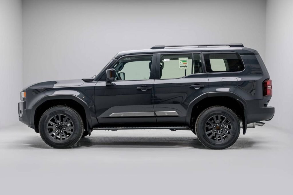 2026 Toyota PRADO Adventure