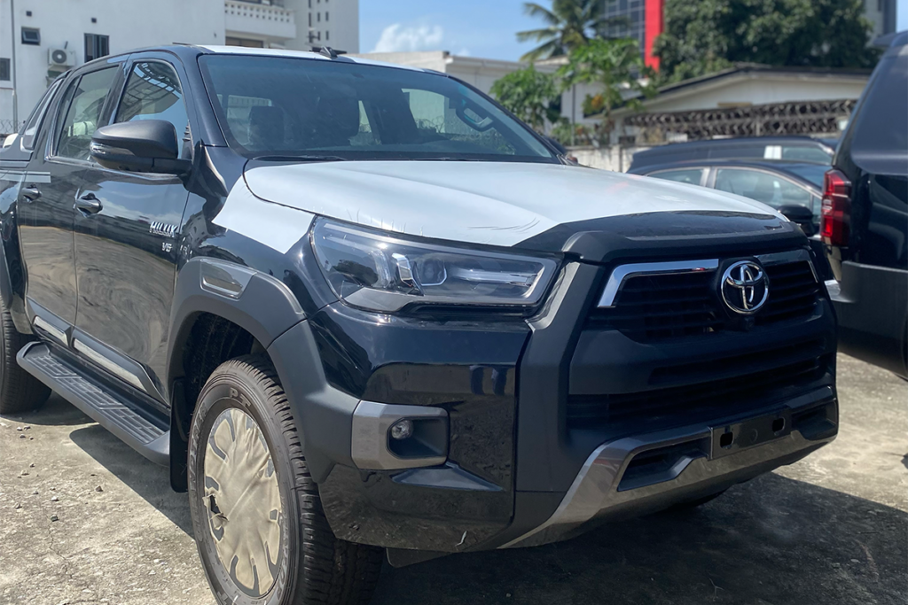 Toyota-Hilux-Adventure-2026