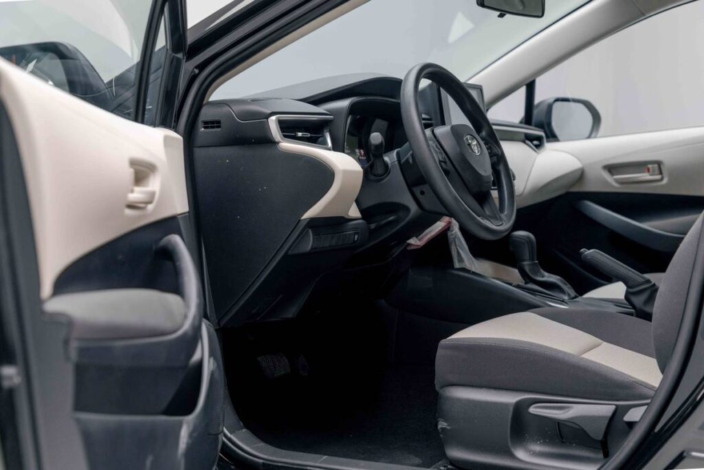 2025 Toyota COROLLA