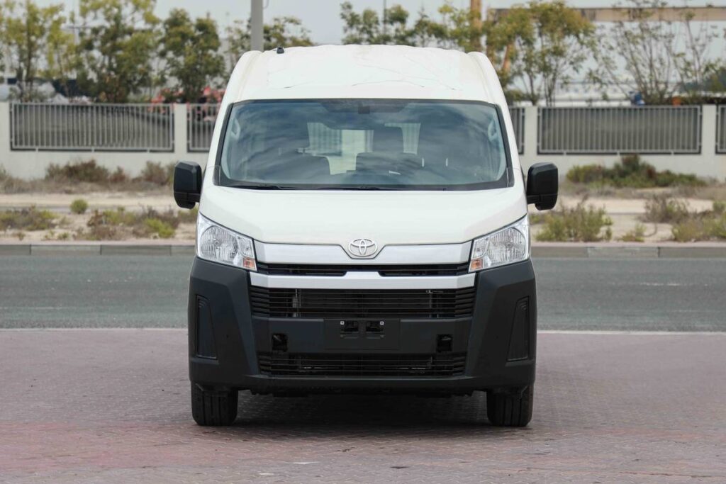 2025 Toyota HIACE COMMUTER