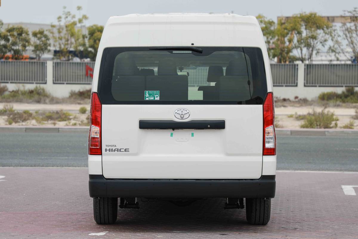 2025 Toyota HIACE COMMUTER